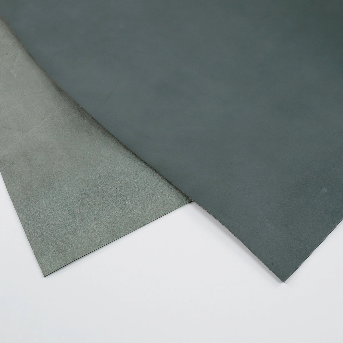 Calf Skin Blue Grey 2-3oz Leather Pieces