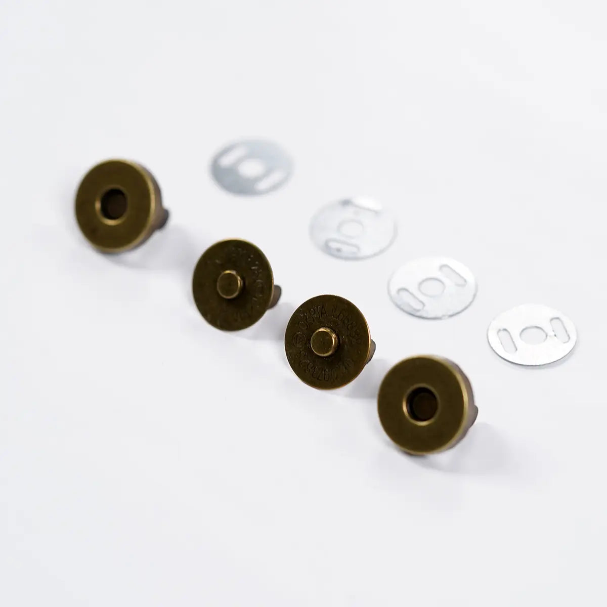 Antique Brass Magnetic Snap 14mm 2 Pack.