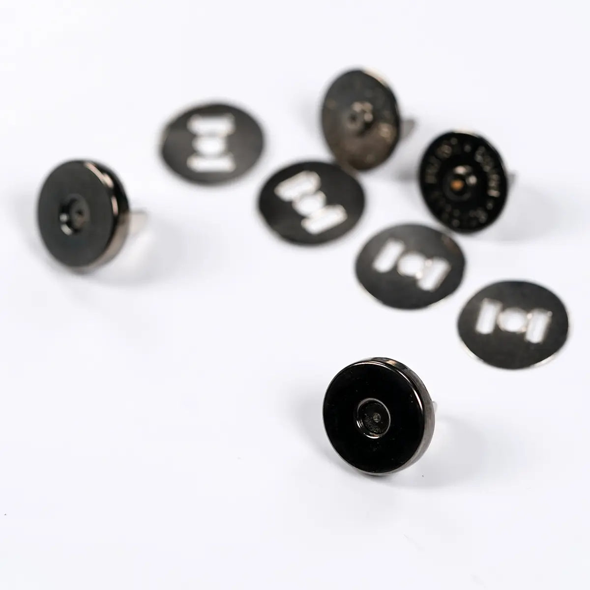 14mm Round Magnetic Snap 2 Pack - Gunmetal.