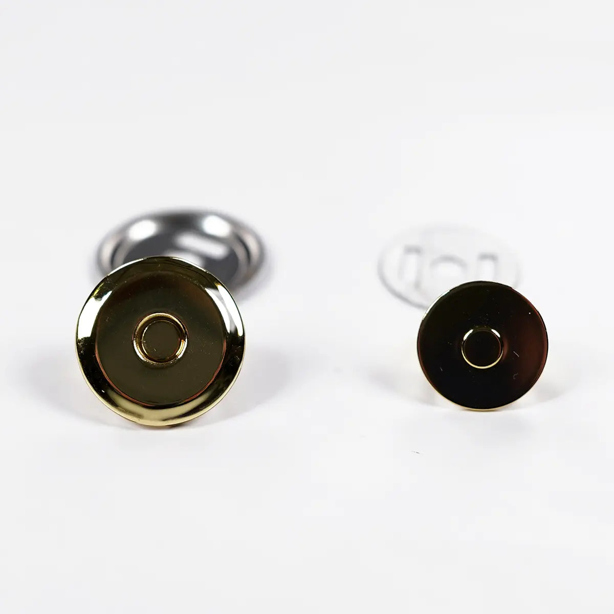 14mm Natural Brass Round Magnetic Snap.