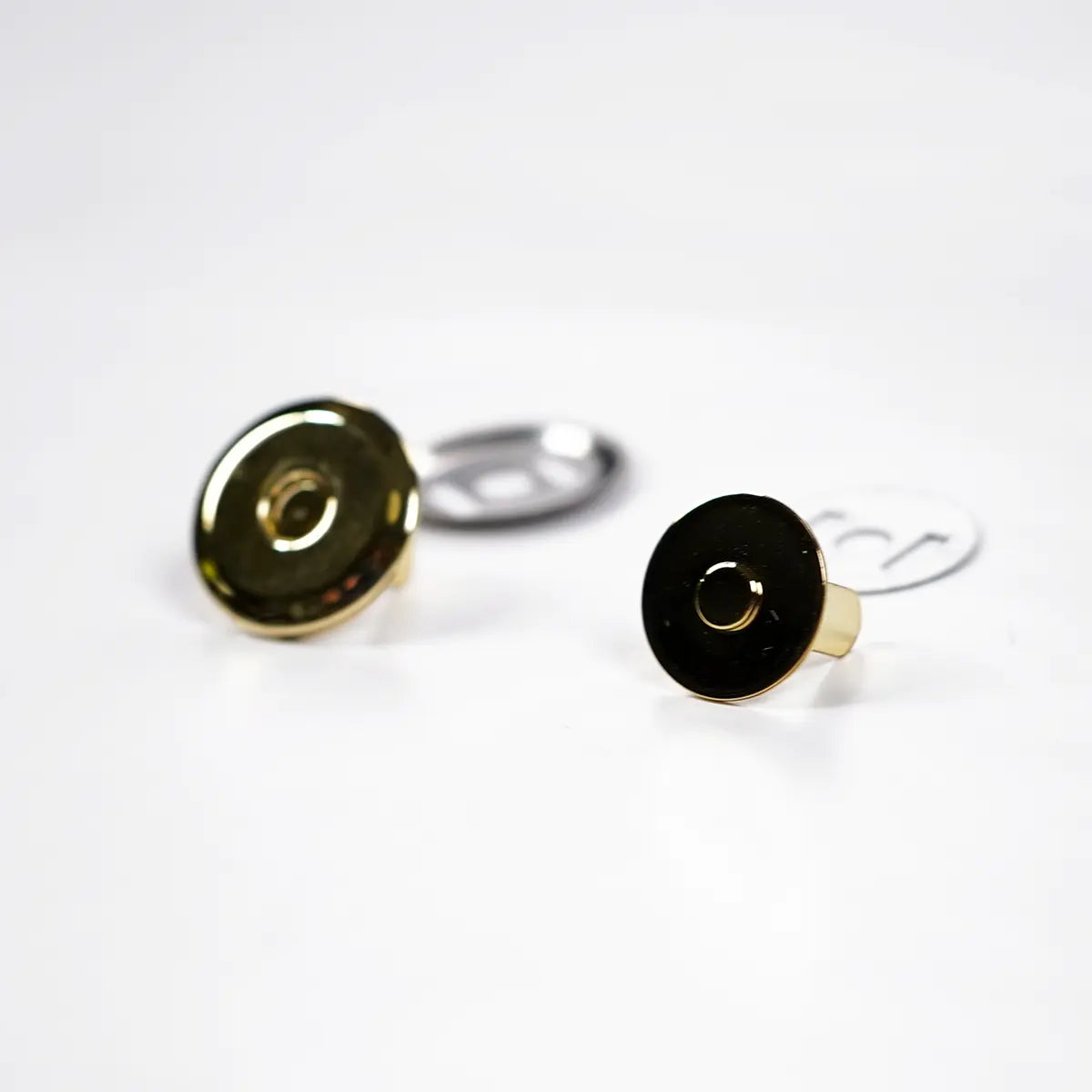 Brass Round Magnetic Snap, 14mm.