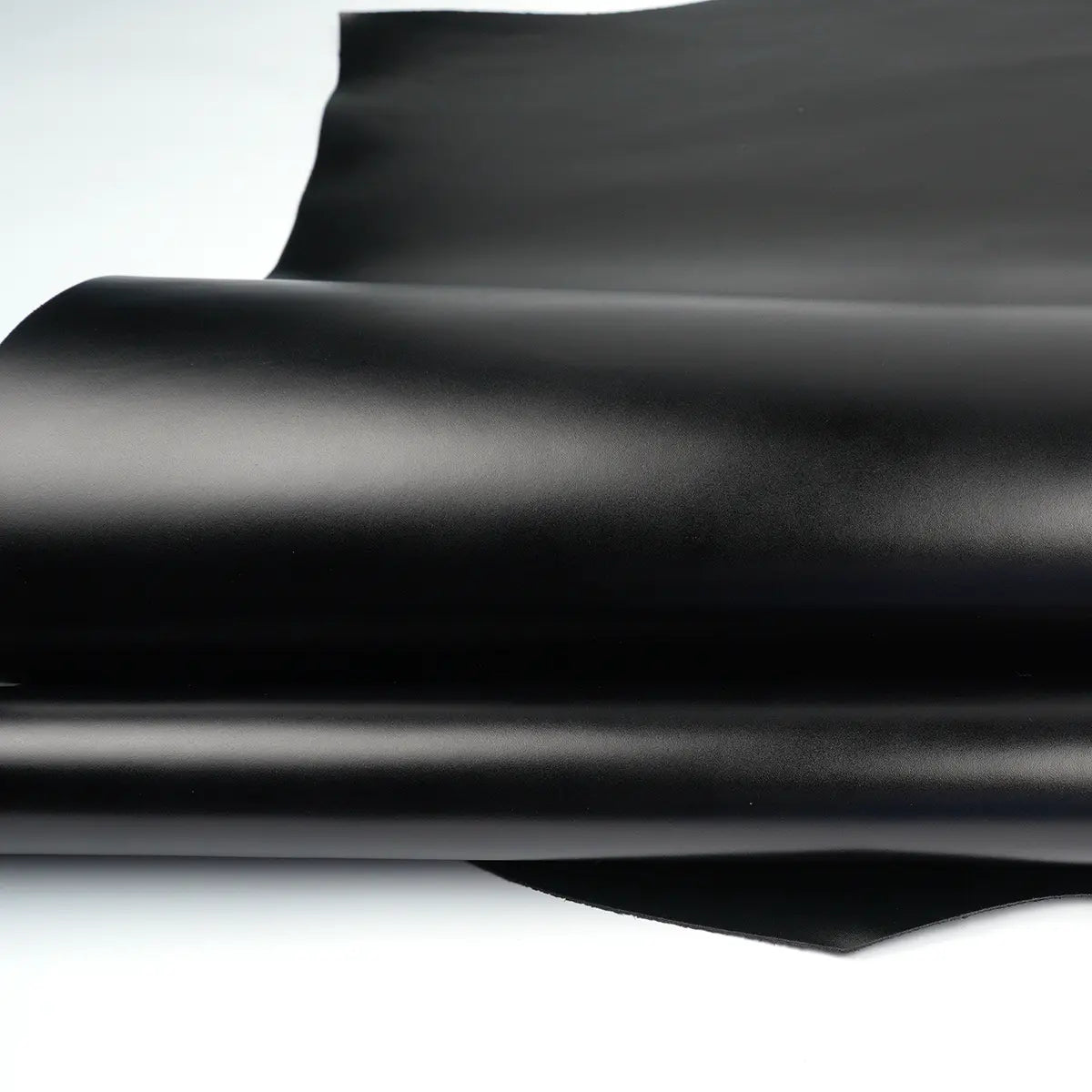 Italian Box Calf Leather 3.5oz Side - Black.