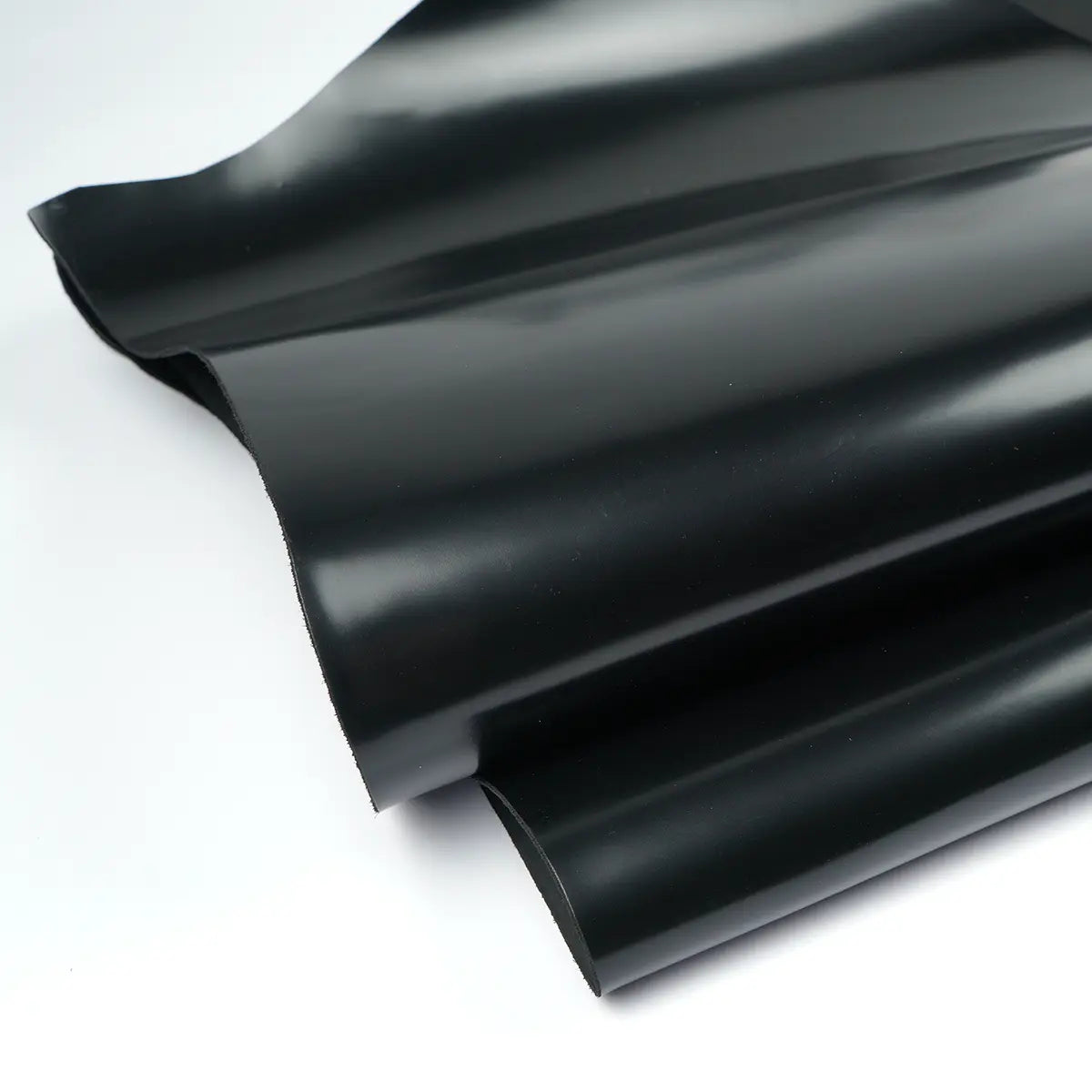Brush Off Italian Calfskin Leather 3.5oz Side - Black.