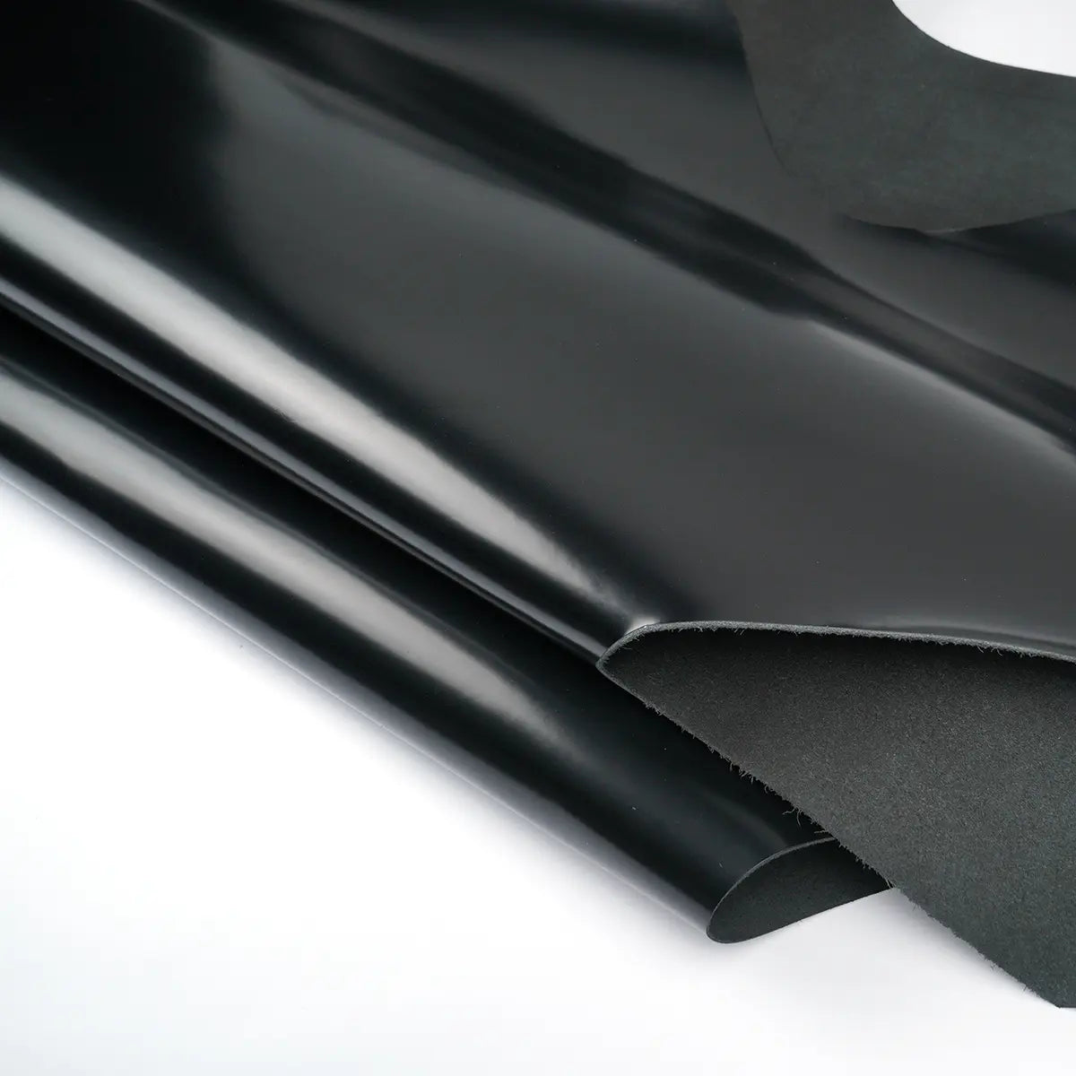 Brush Off Italian Calfskin Leather 3.5oz Side - Black.
