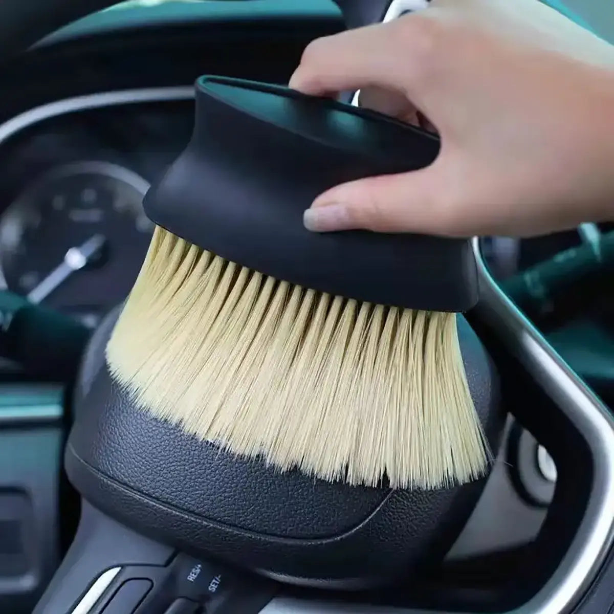Benchtop Detailing Brush for Leatherworking.
