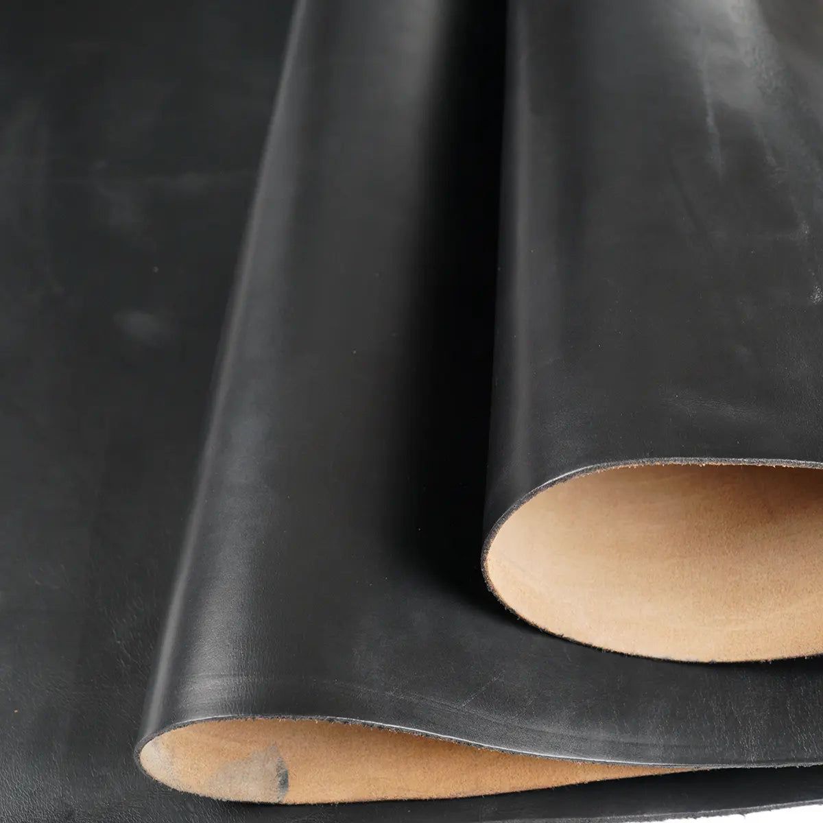 Horween Chromexcel Black Leather, 6-7 oz.