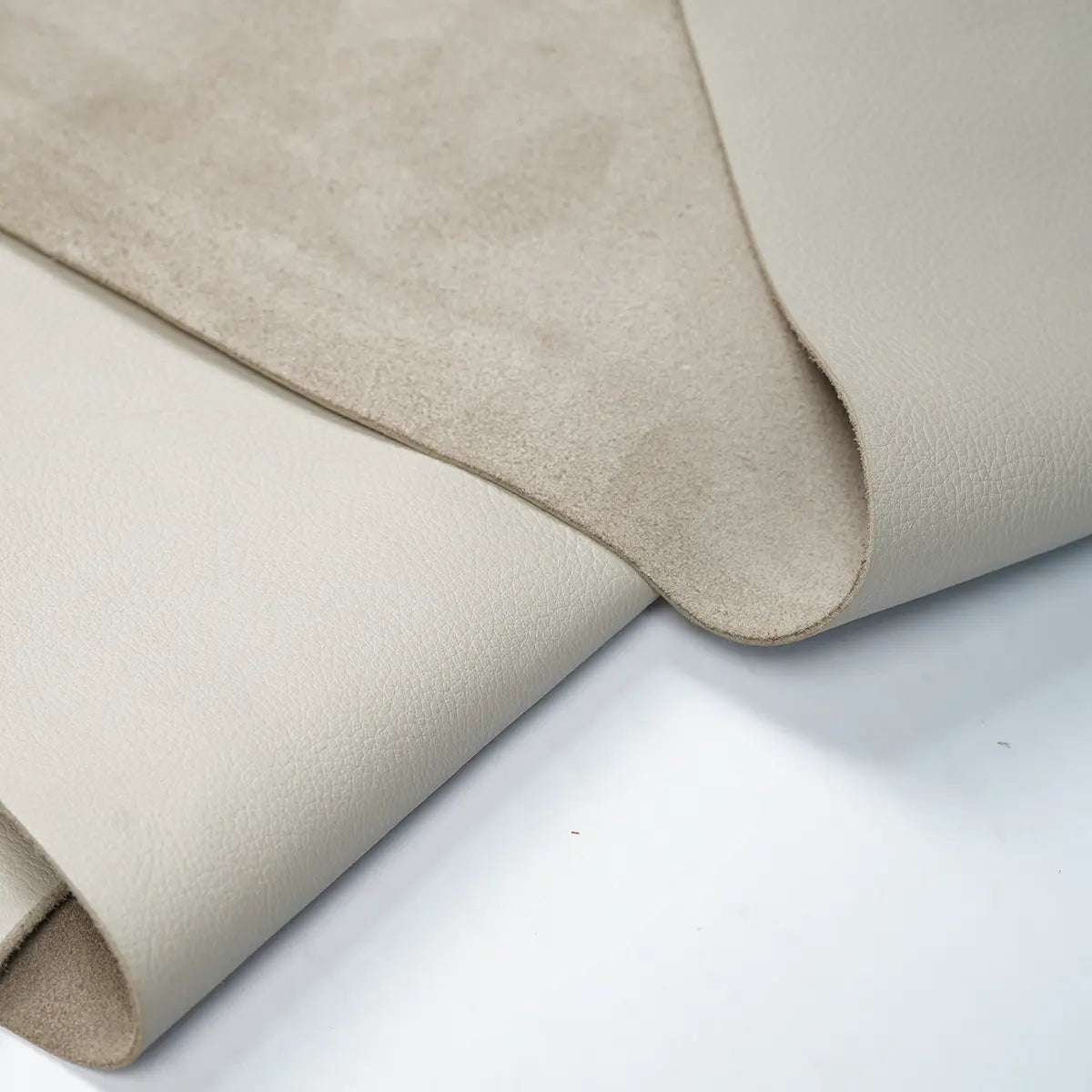 Cream Cascade Bag Leather 3 oz