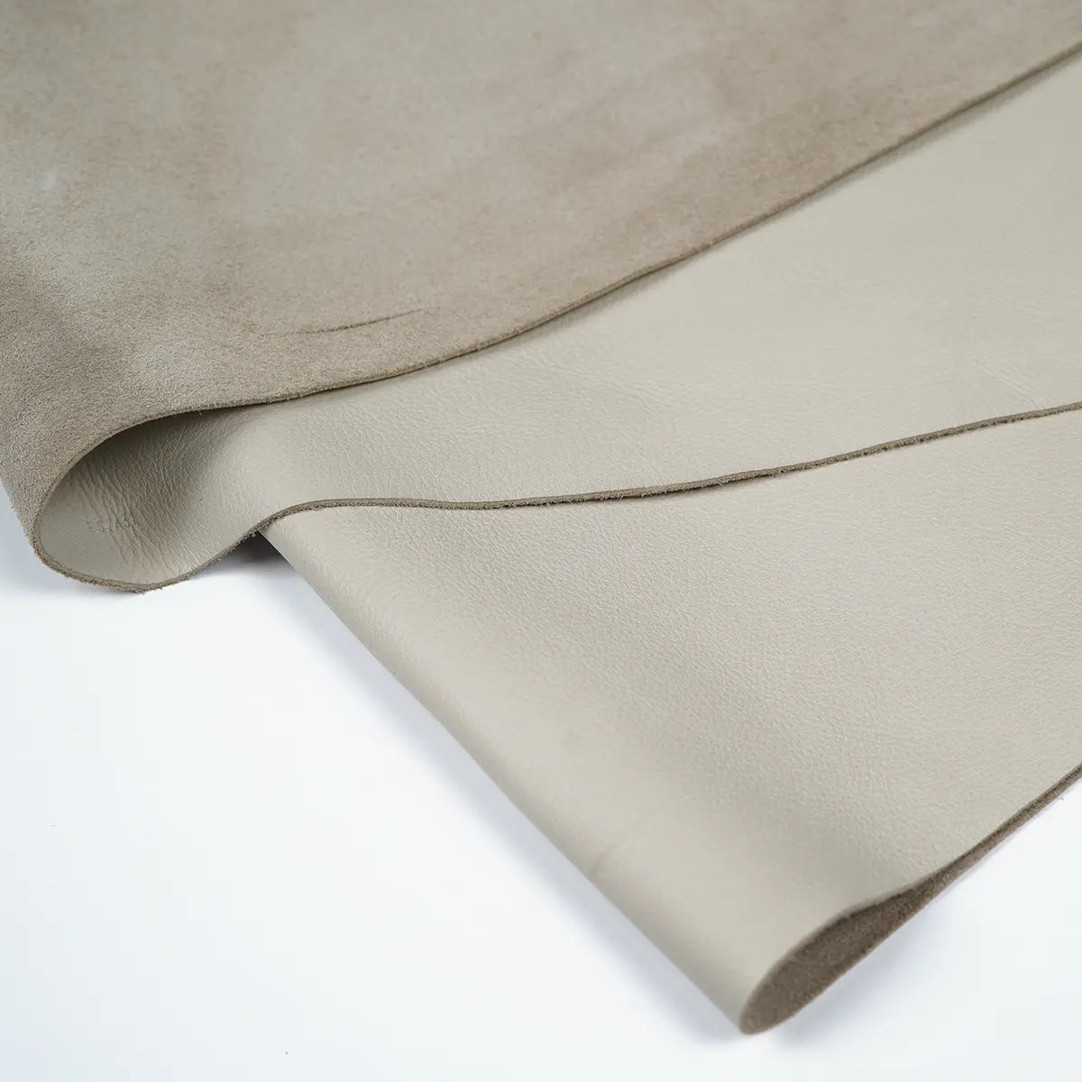 Cream Cascade Bag Leather 3 oz
