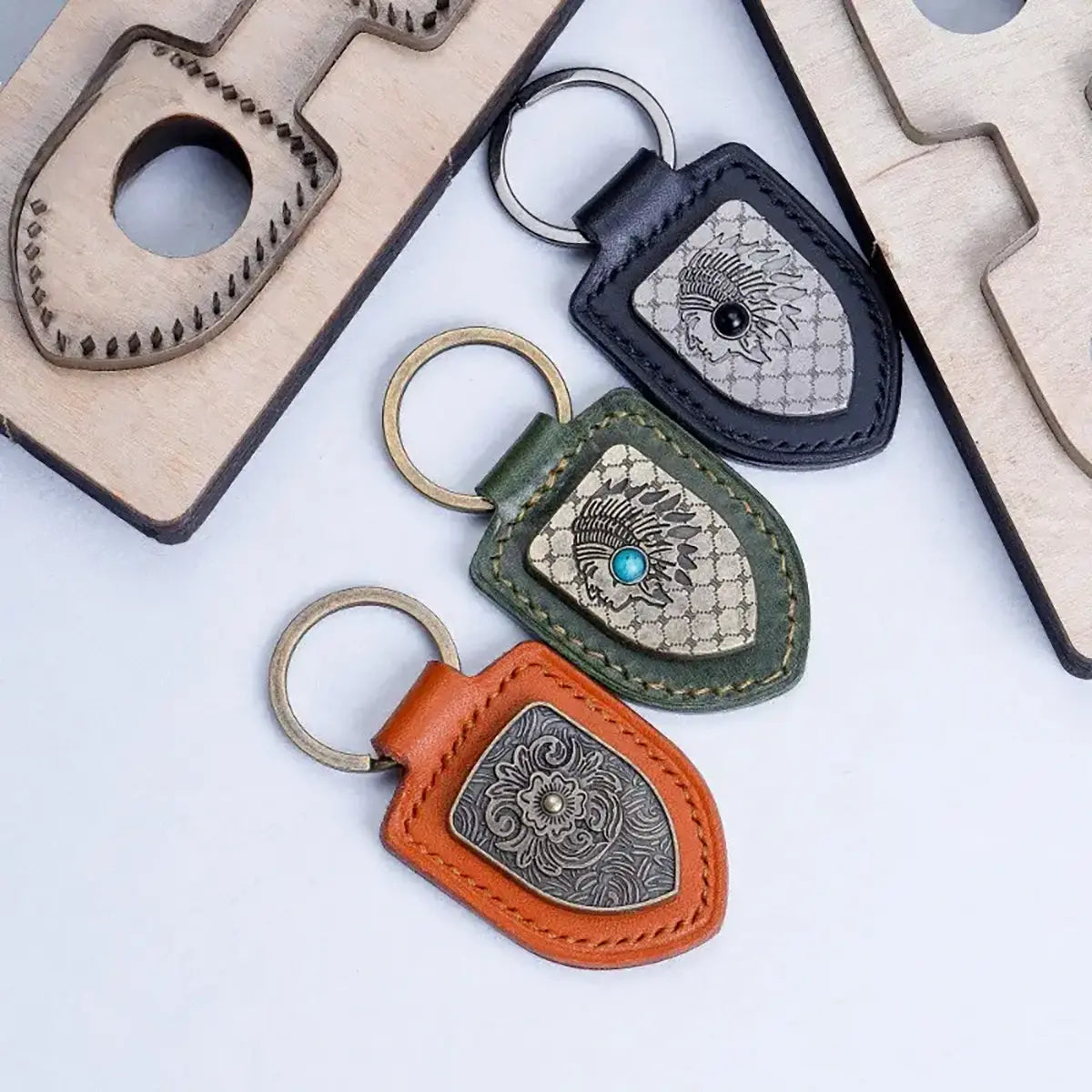 Crest Leather Keychain Die Cutter Knife Mold.