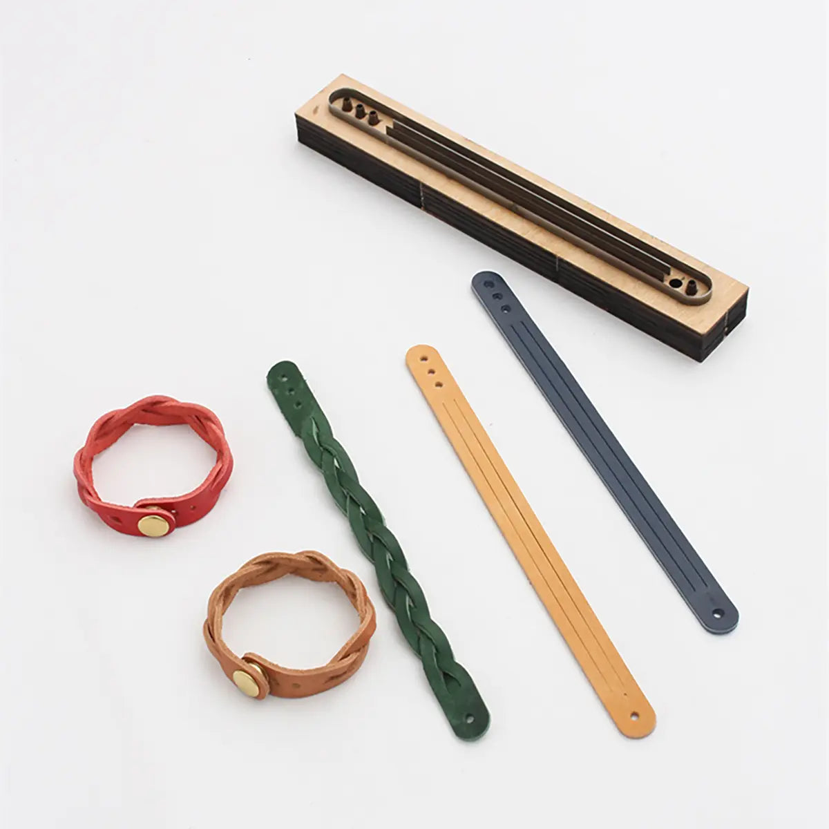 Leather Braided Bracelet Cutting Die