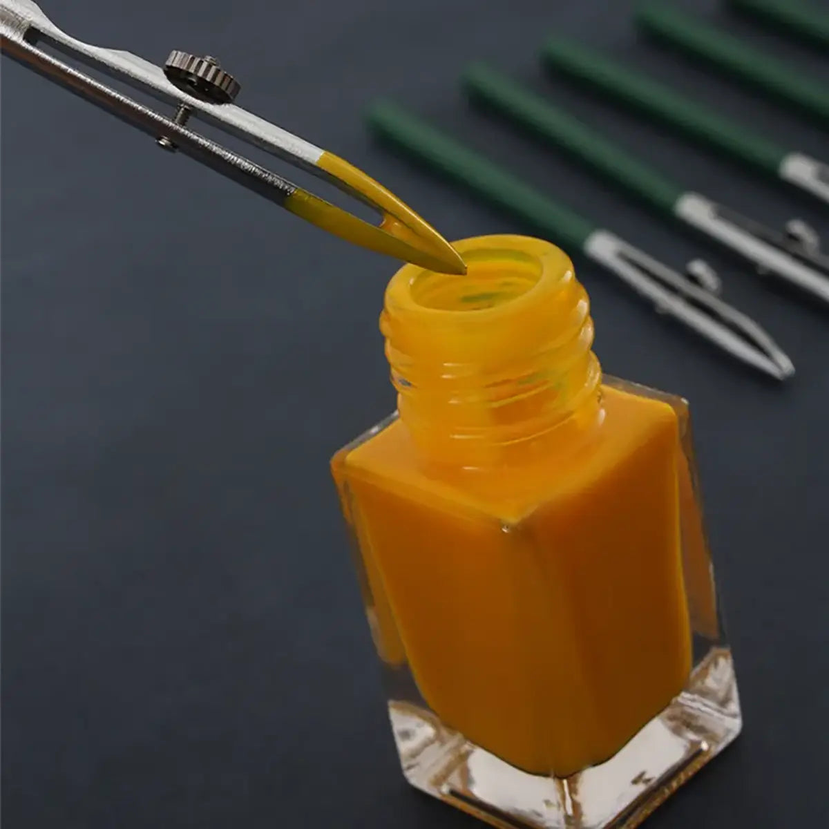 Duckbill Edge Paint Applicator