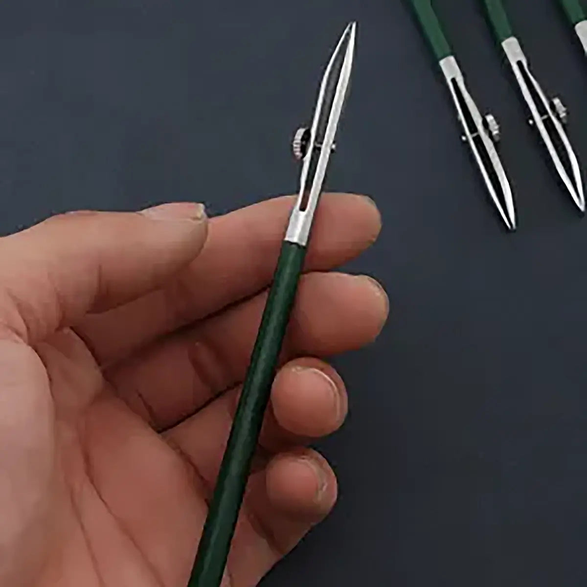 Duckbill Edge Paint Applicator