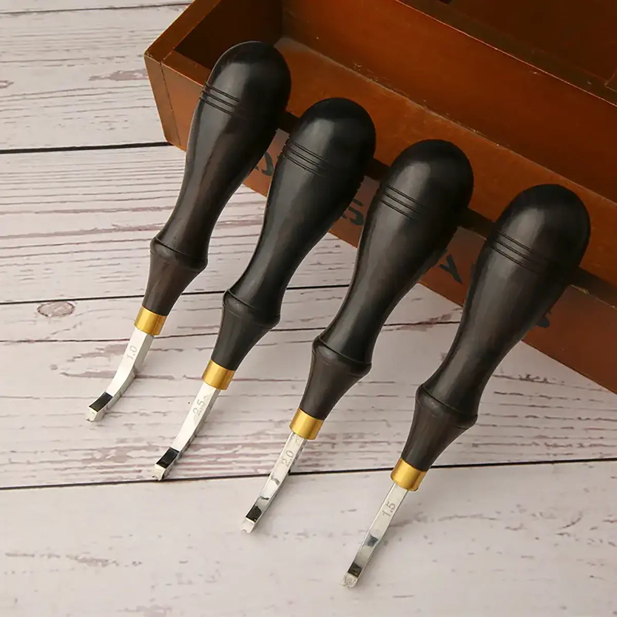 Ebony Edge Creaser