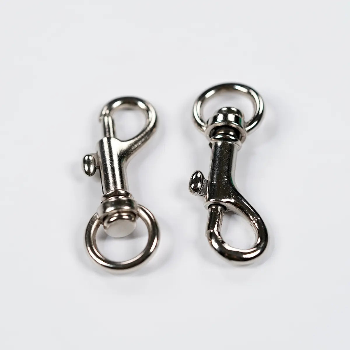 0.5 Inch Nickel Swivel Bolt Snap 2 Pack.