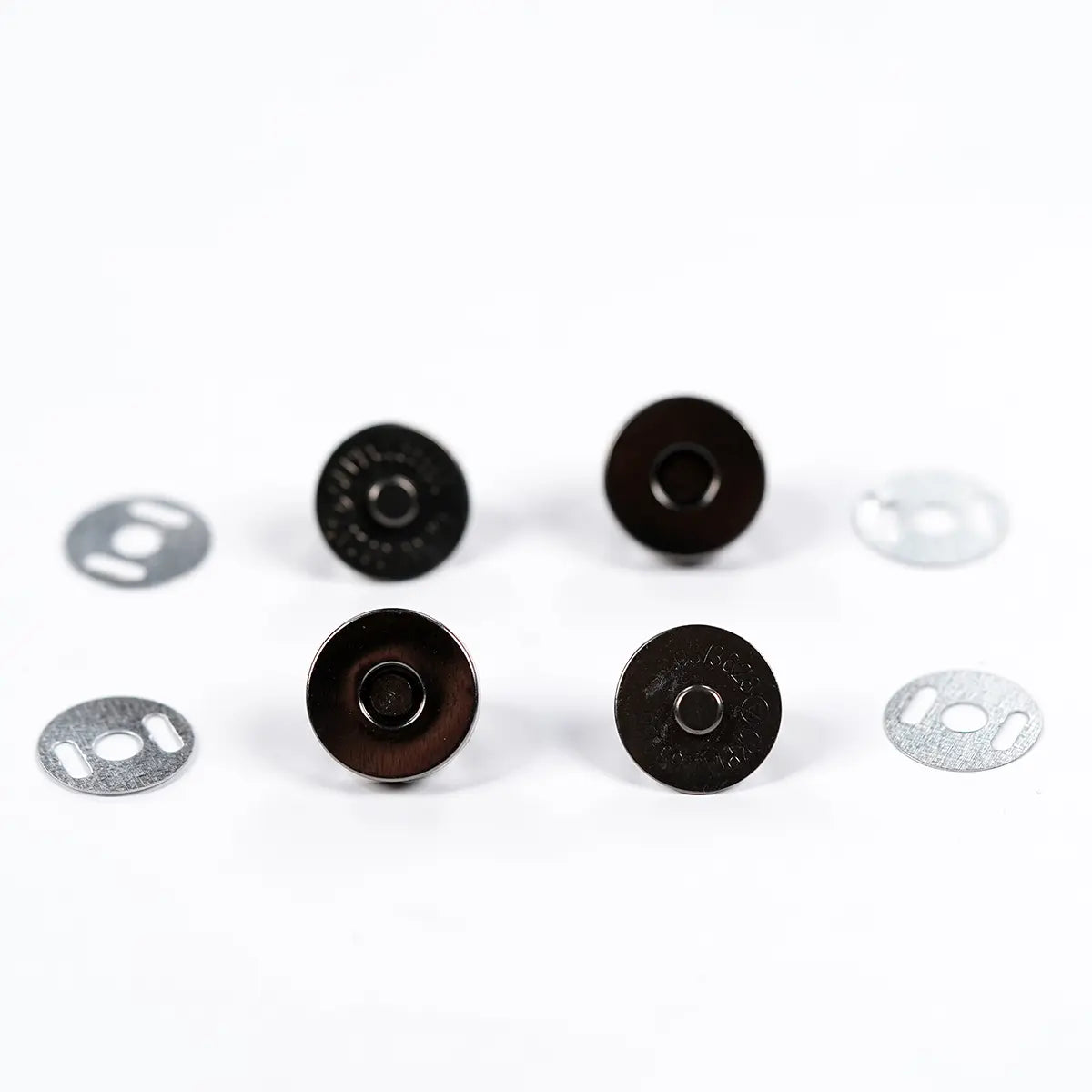 Gunmetal Round Magnetic Snap 14mm 2 Pack.