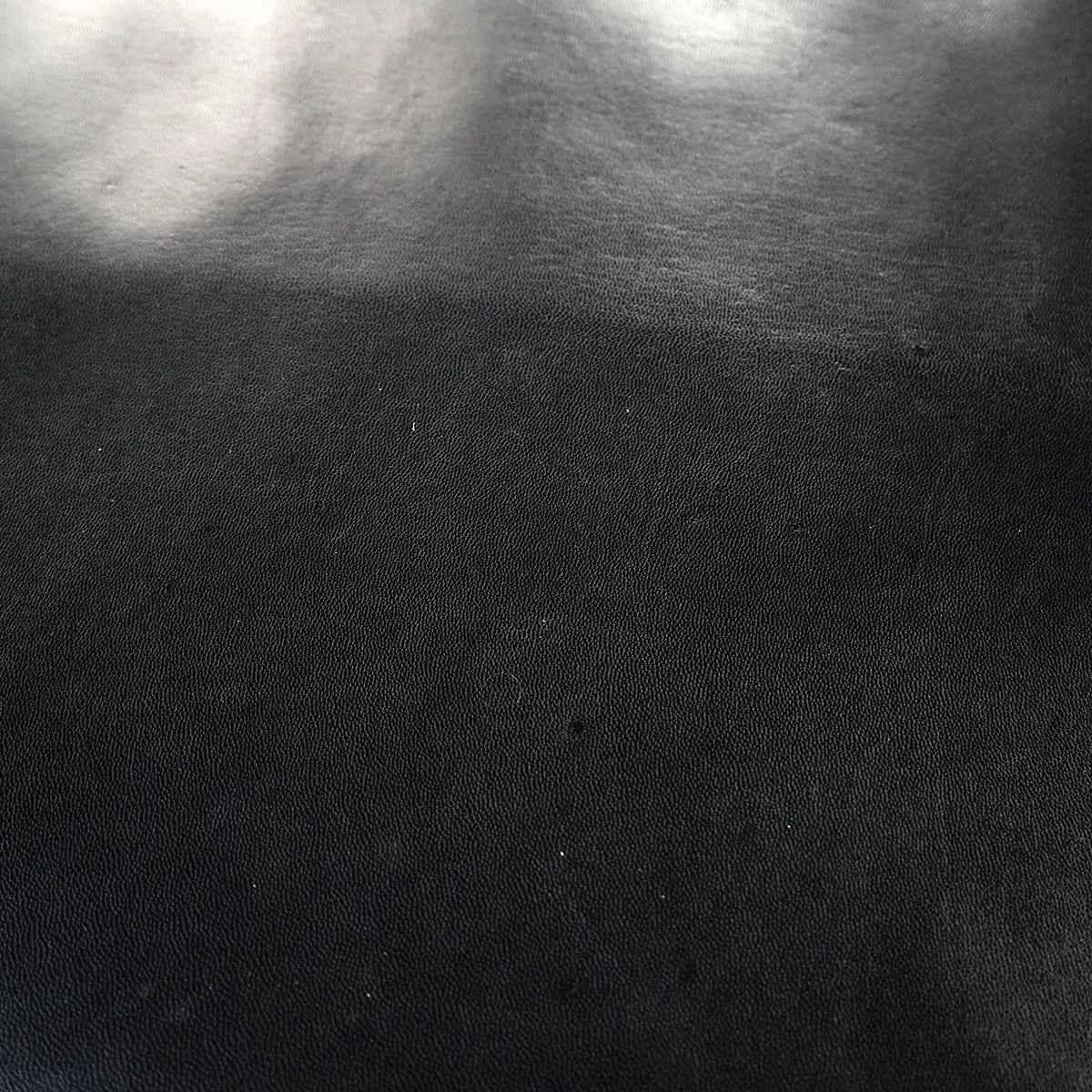 Black Glossy Kidskin 2-3oz Hides