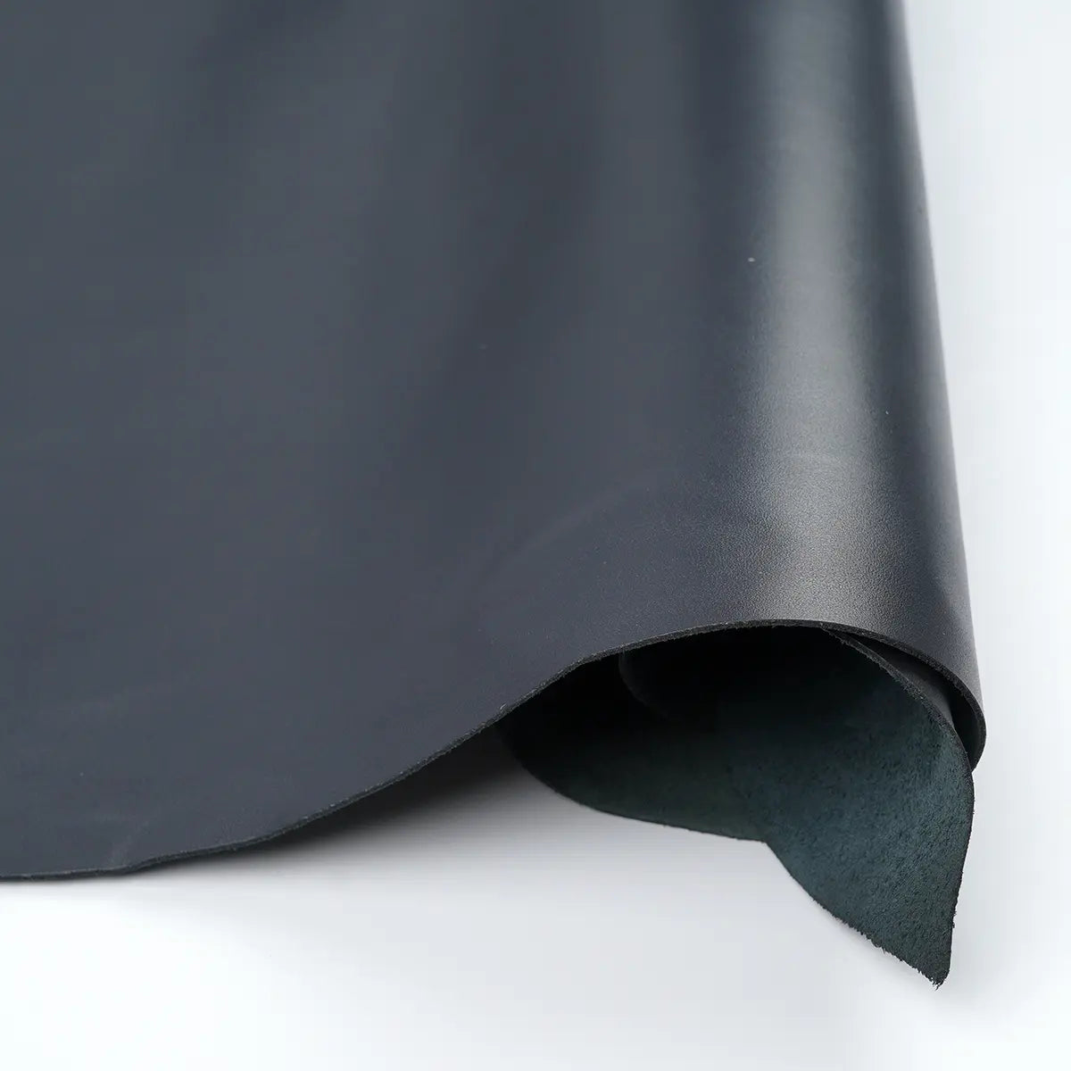 Gruppo Mastrotto Midnight Silver Italian Leather 3-4oz. Full Side (19–22 sq. ft.).