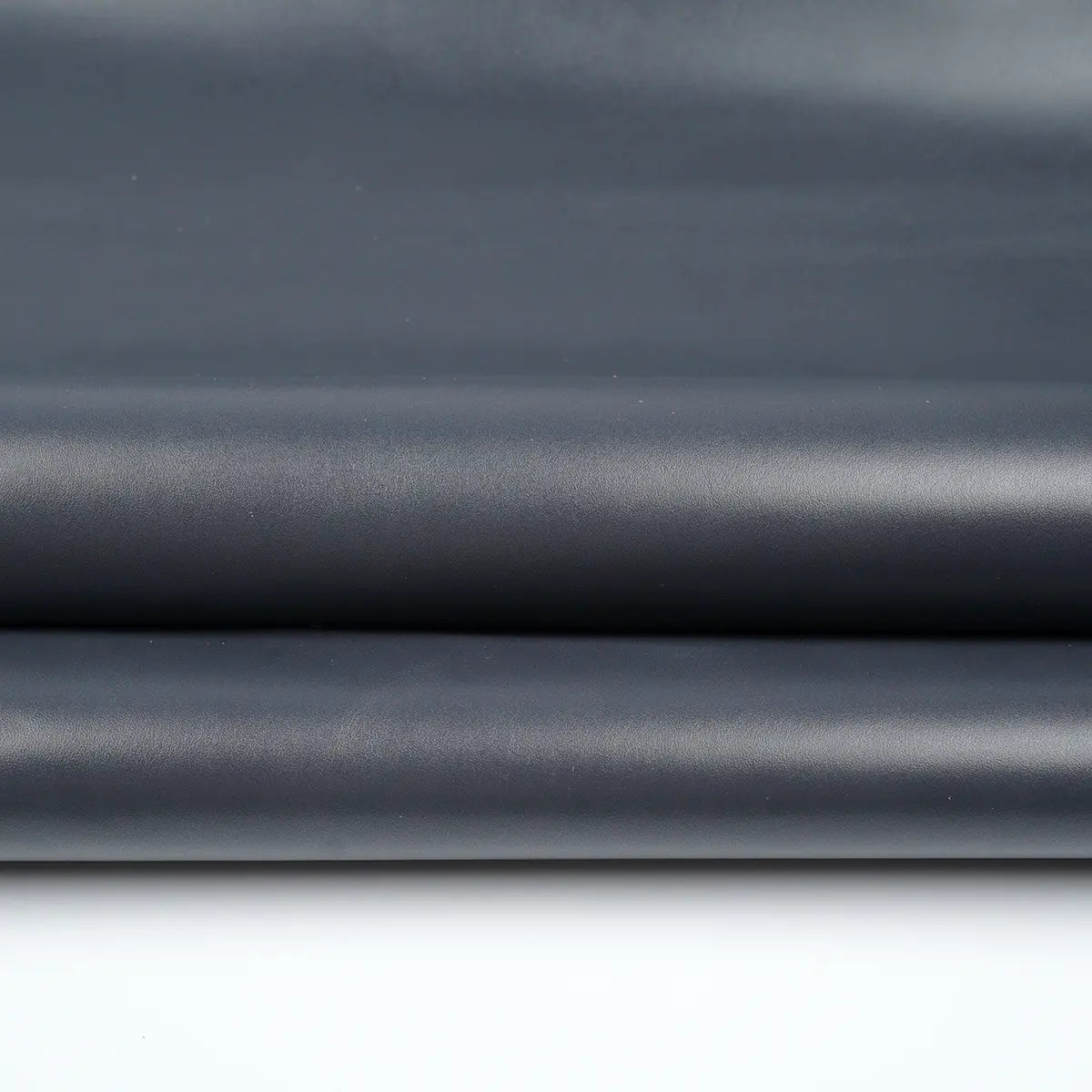 Gruppo Mastrotto Midnight Silver Italian Leather 3-4oz. Full Side (19–22 sq. ft.).