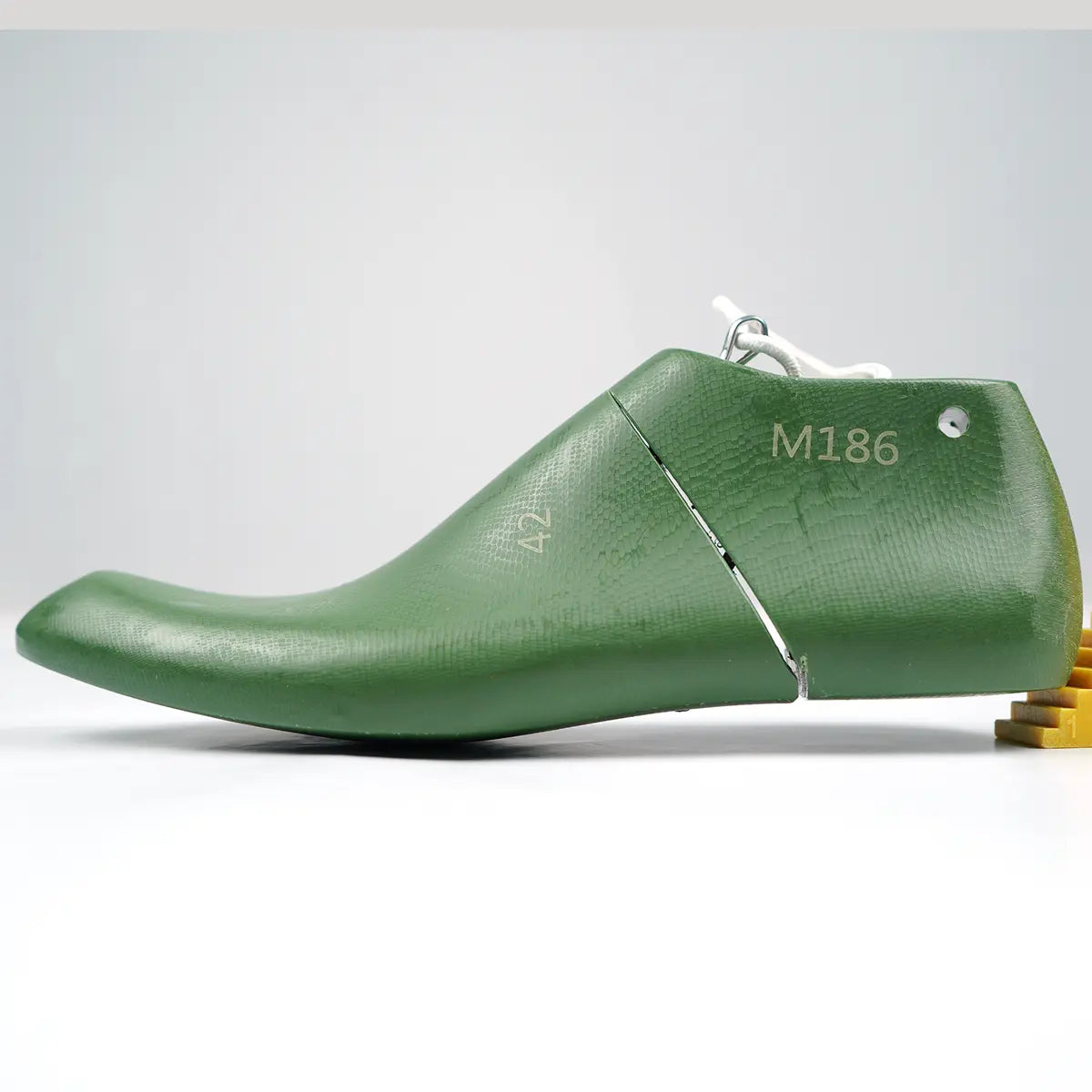 Mens Derby Oxford Shoe Lasts M186.
