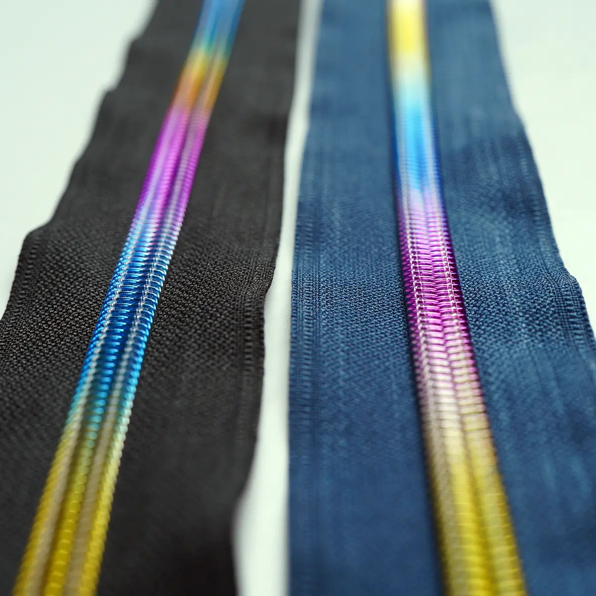 Rainbow Metallic Nylon No 5 Zipper 3 Yards Roll