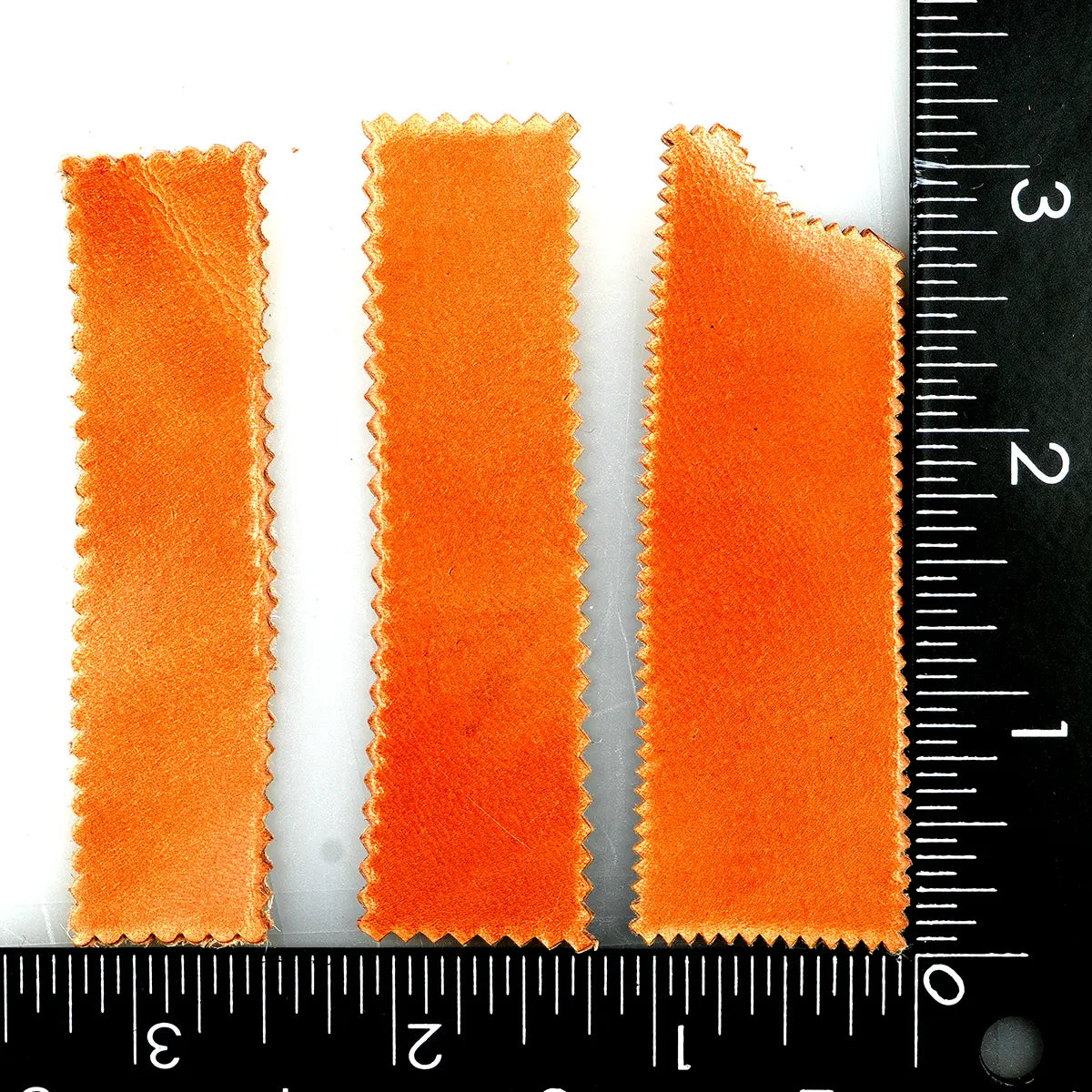 Pinking Gimping Shears, Zig-Zag or Scalloped, 2mm or 3mm.