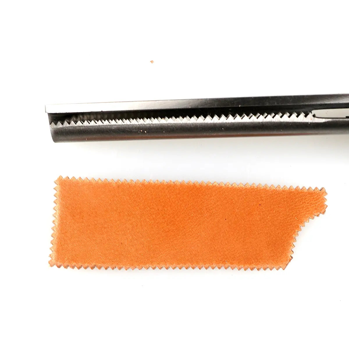 Pinking Gimping Shears, Zig-Zag or Scalloped, 2mm or 3mm.