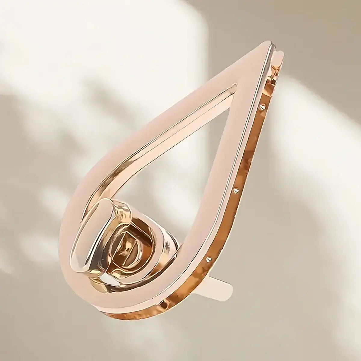 Gold Raindrop Twist Bag Clasp