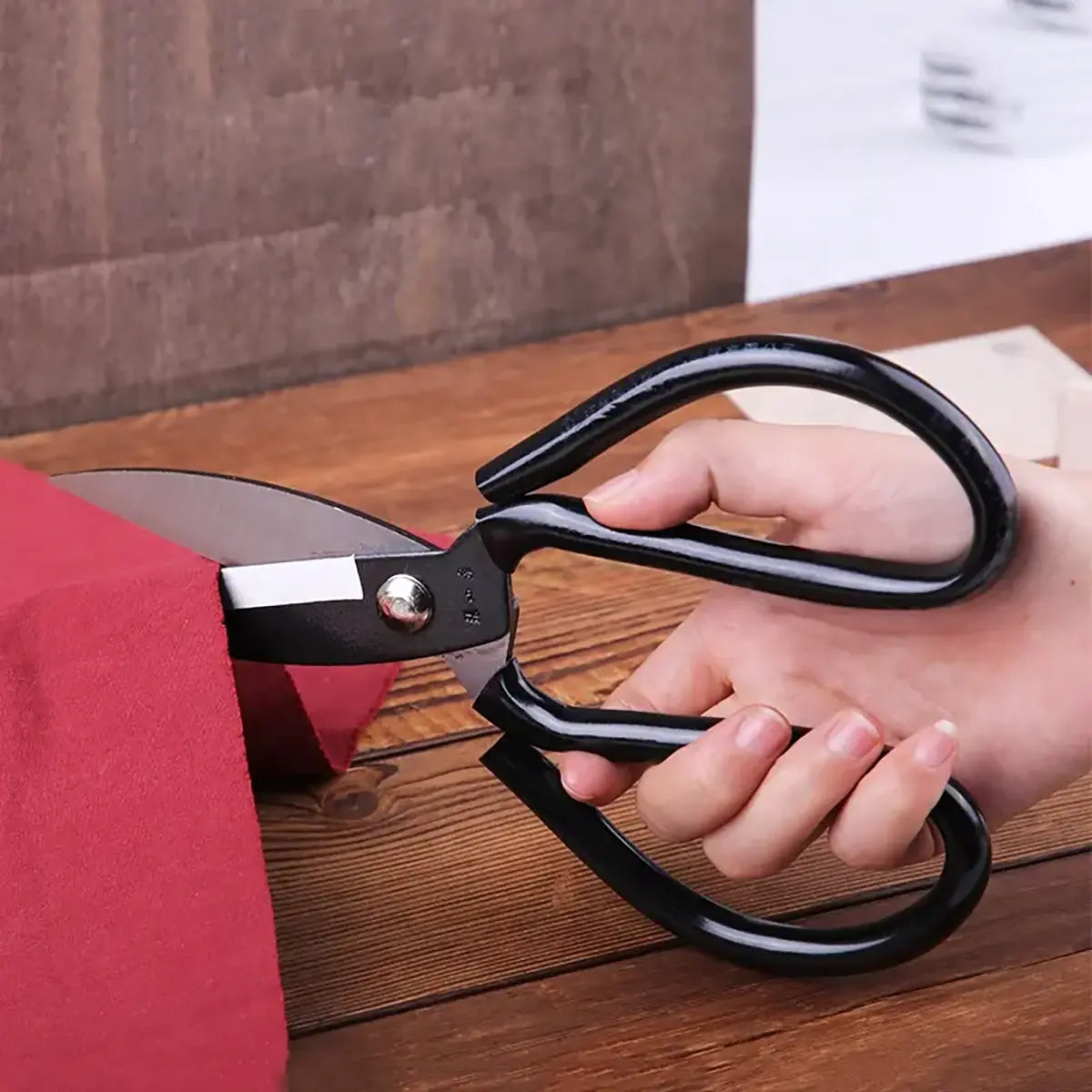 Short Leather Shears