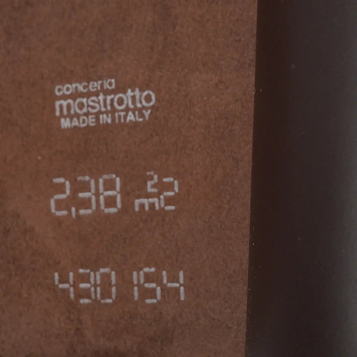 Brown Siena Italian Bag Leather 4-5 oz.