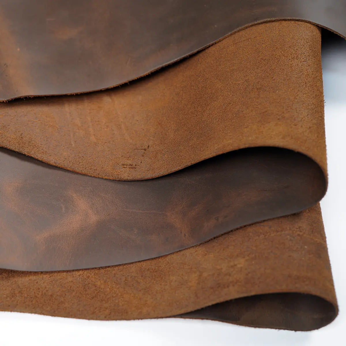 4-5oz Brown Pull Up Leather, Chrome Tanned, Blemished.