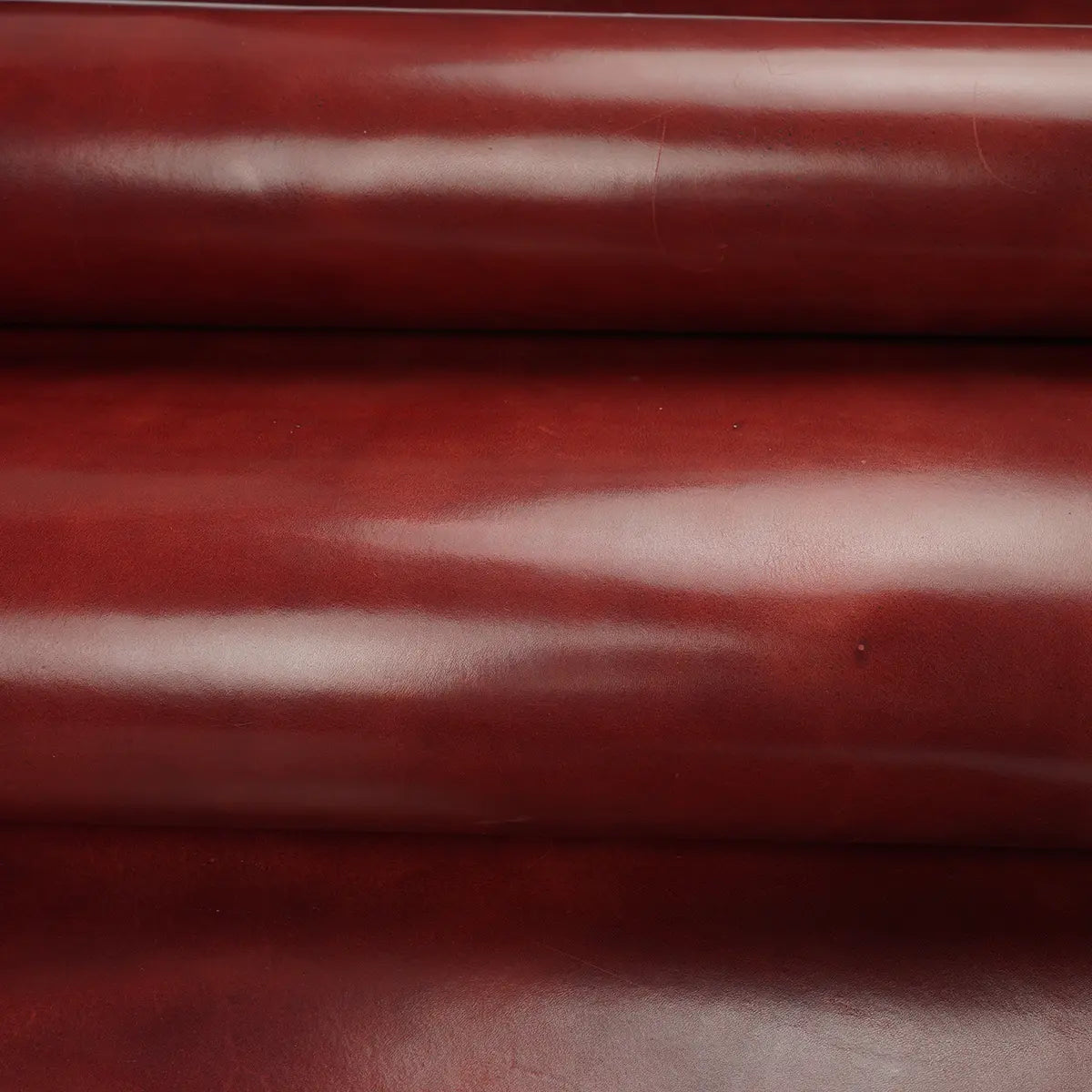 Wickett & Craig Harness Leather Burgundy SG.