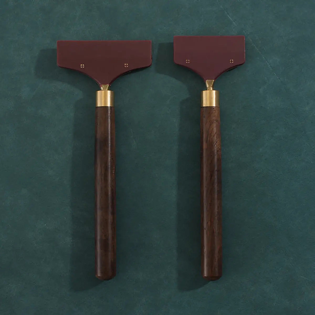 Sandalwood Silicone Glue Spreader.