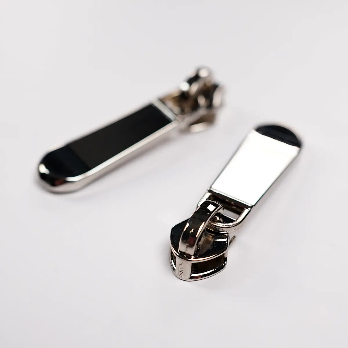 No 5 Metallic Nylon Long Zipper Pulls 2 Pack Chrome