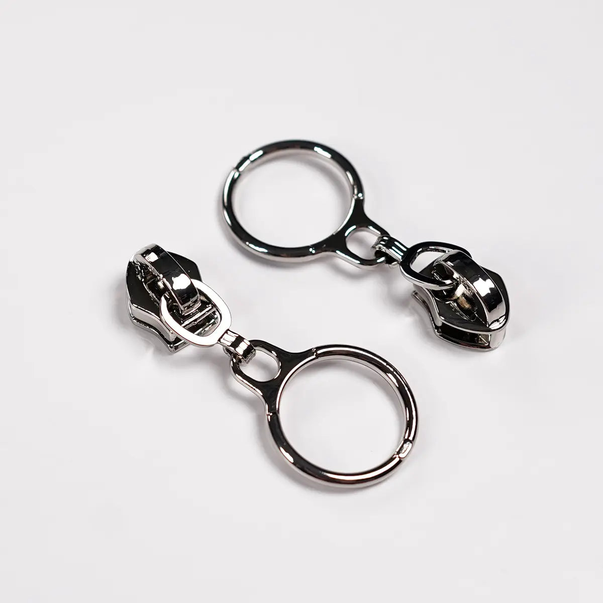 No 5 Metallic Nylon Ring Zipper Pulls 2 Pack Chrome