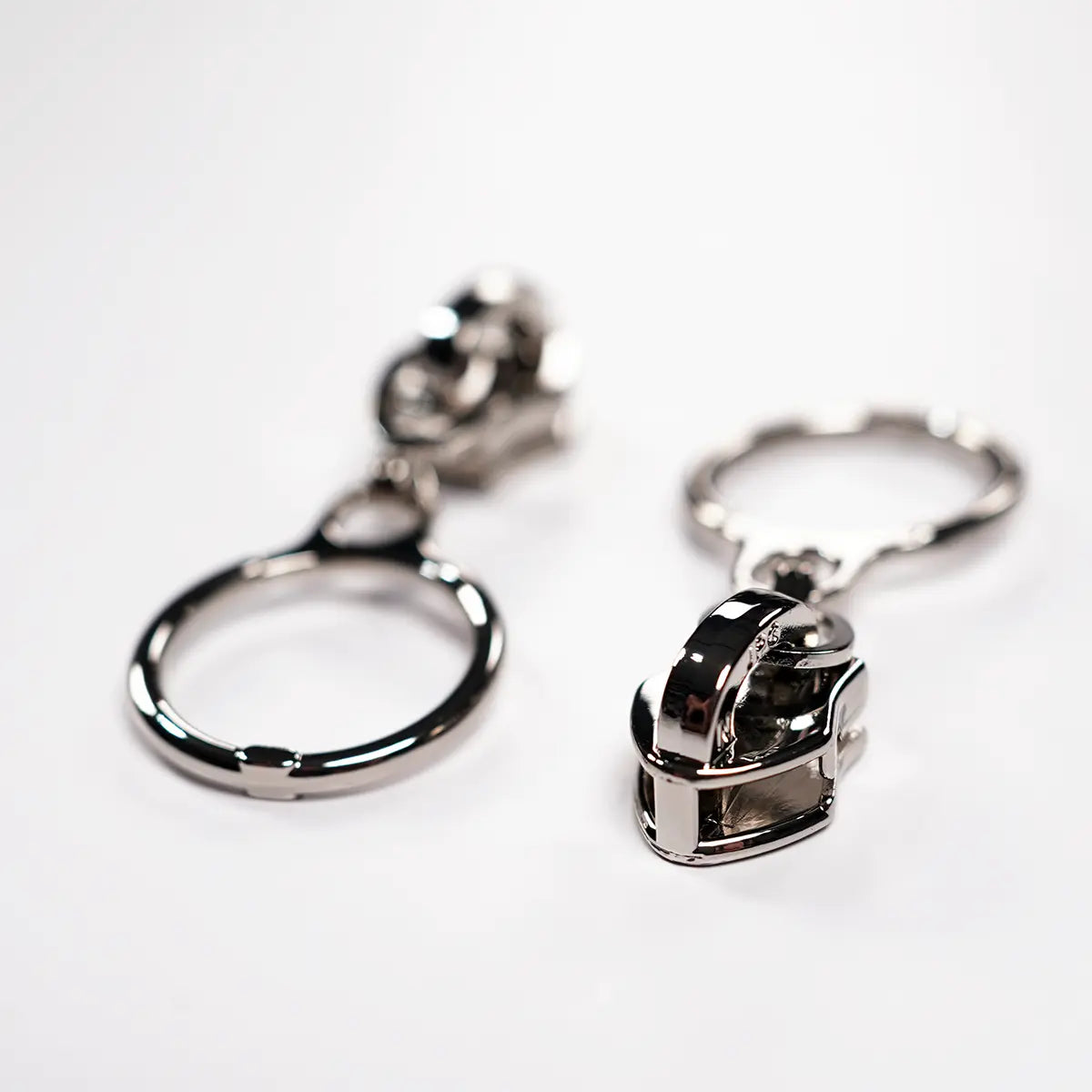 No 5 Metallic Nylon Ring Zipper Pulls 2 Pack Chrome