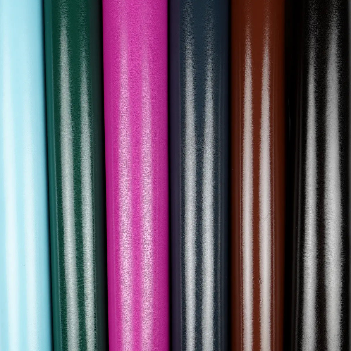 Glossy Aniline Goat Kidskin Leather.