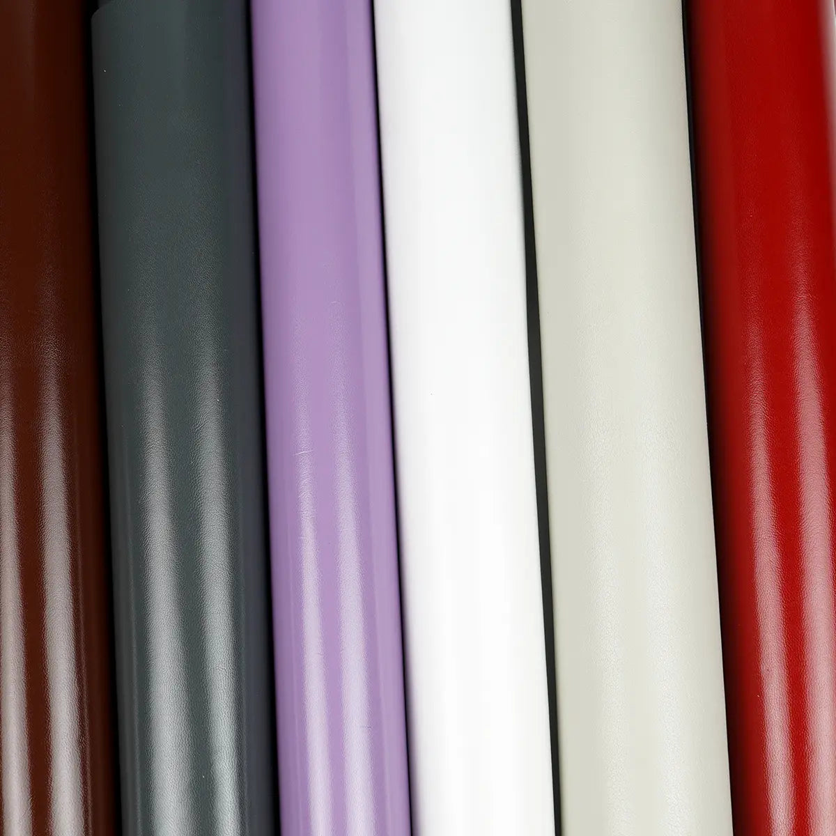 Glossy Aniline Goat Kidskin Leather.