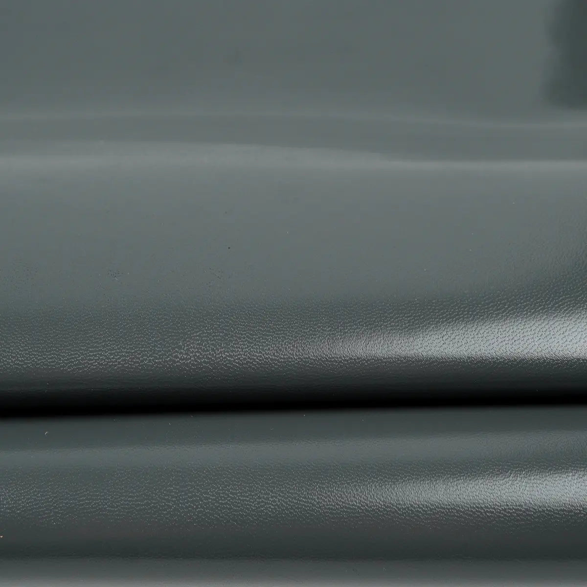Grey Glossy Aniline Goat Kidskin Leather.