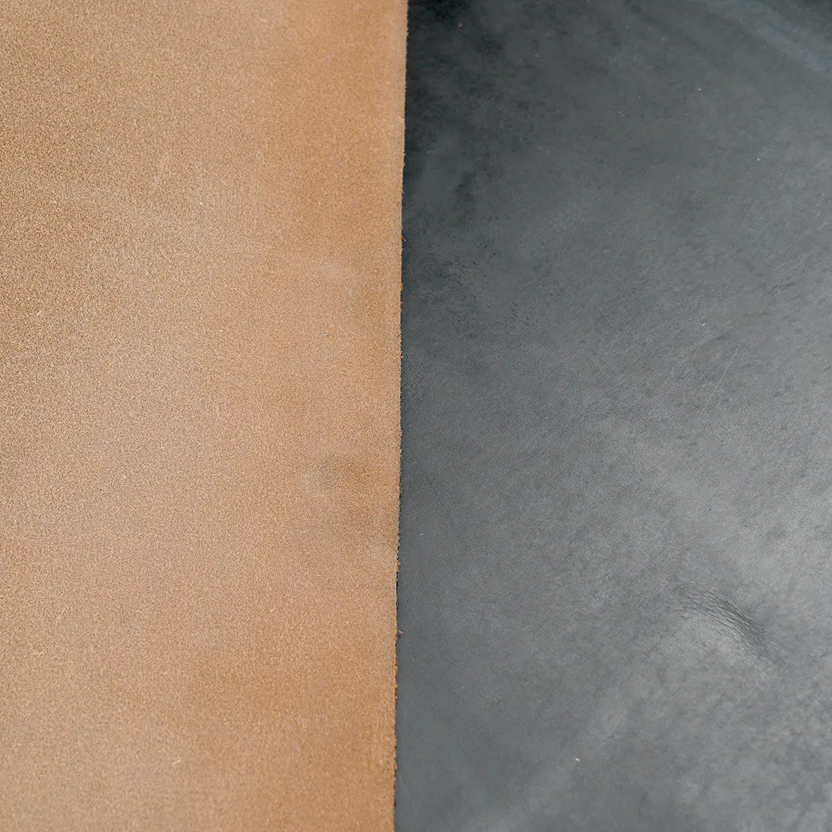 Horween Chromexcel Leather Black 4-5oz.