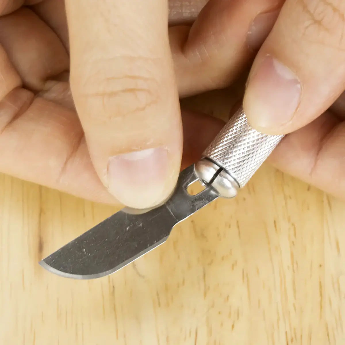 Cutting Leather with the Ivan Craft Knife 16 Pcs Set.