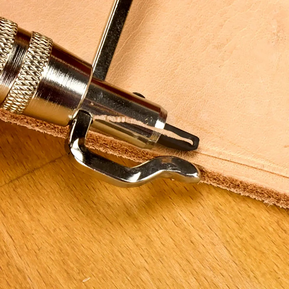 Pro Stitching Groover Set for Leather Stitching.