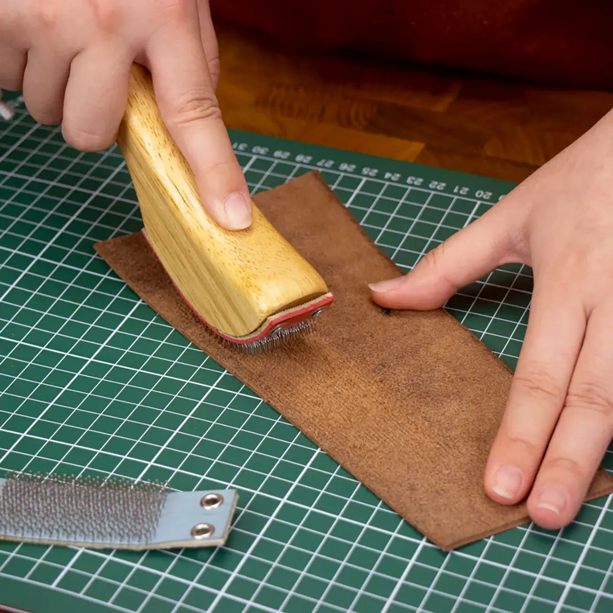 Leather Rougher Replacement Pad.