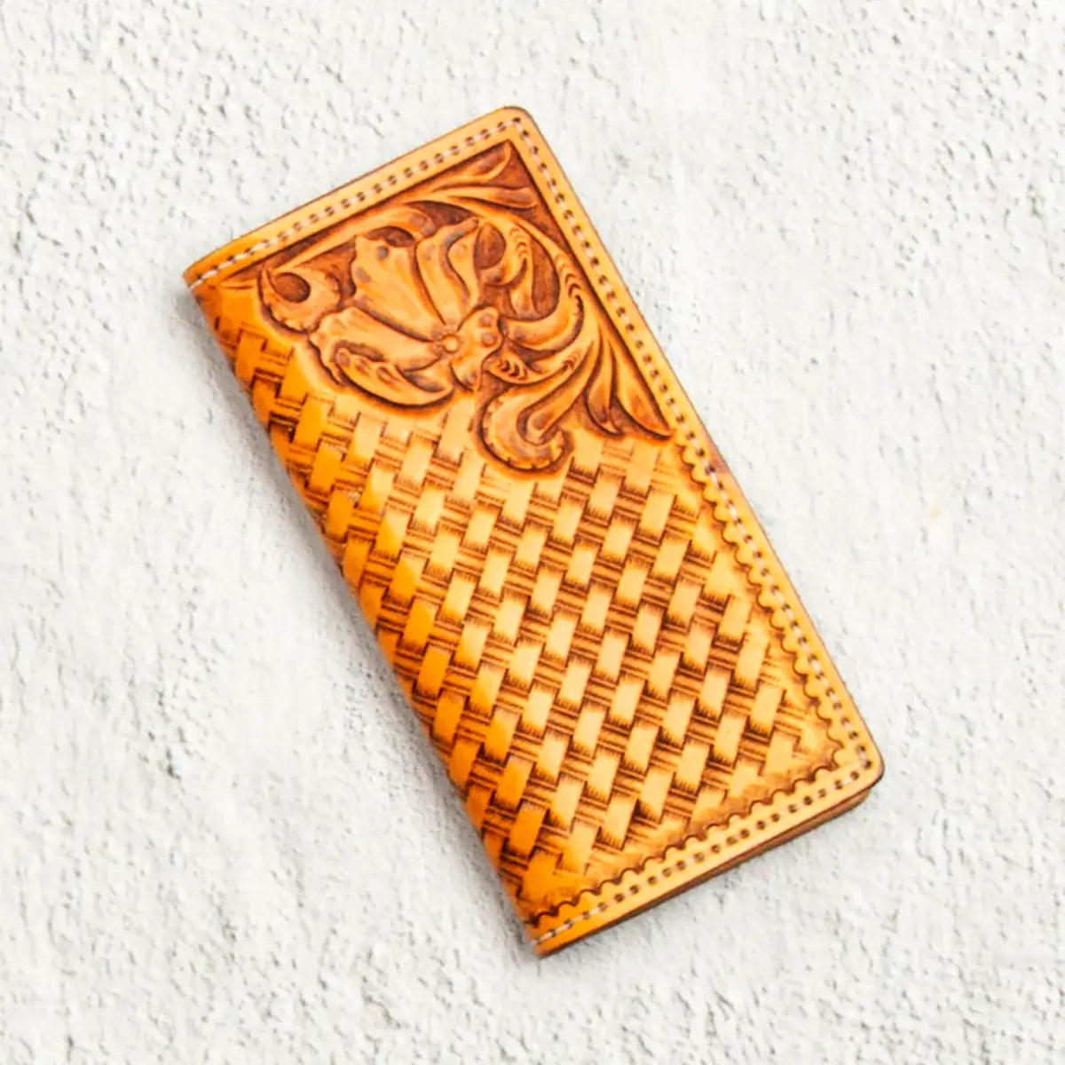 MakerAid Colton Long Wallet Leathercraft Kit.