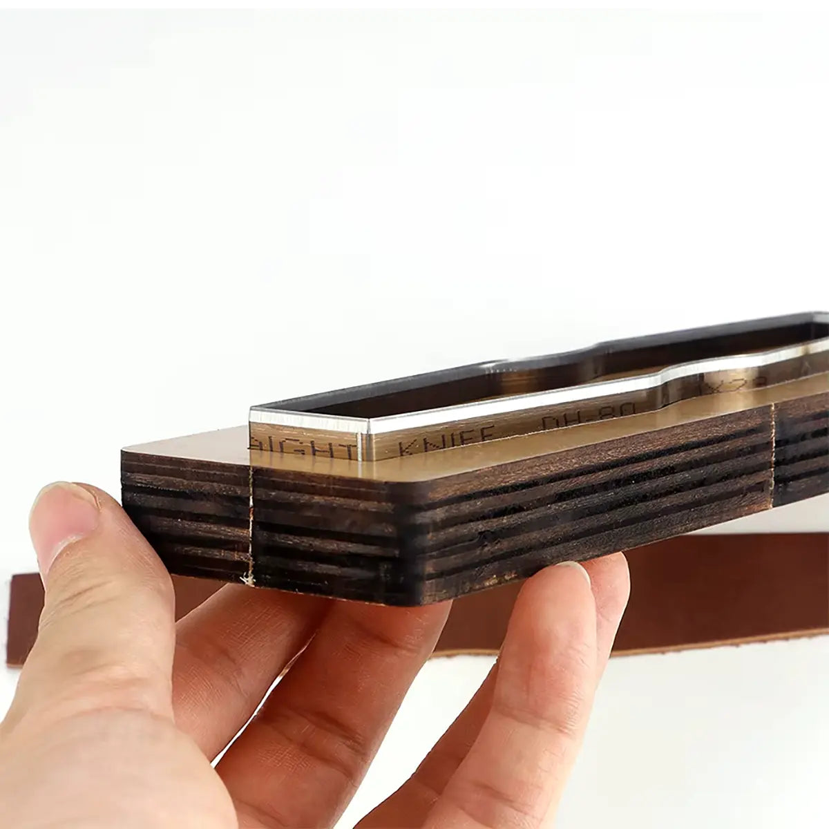 Modern Strap Keychain Cutting Die.