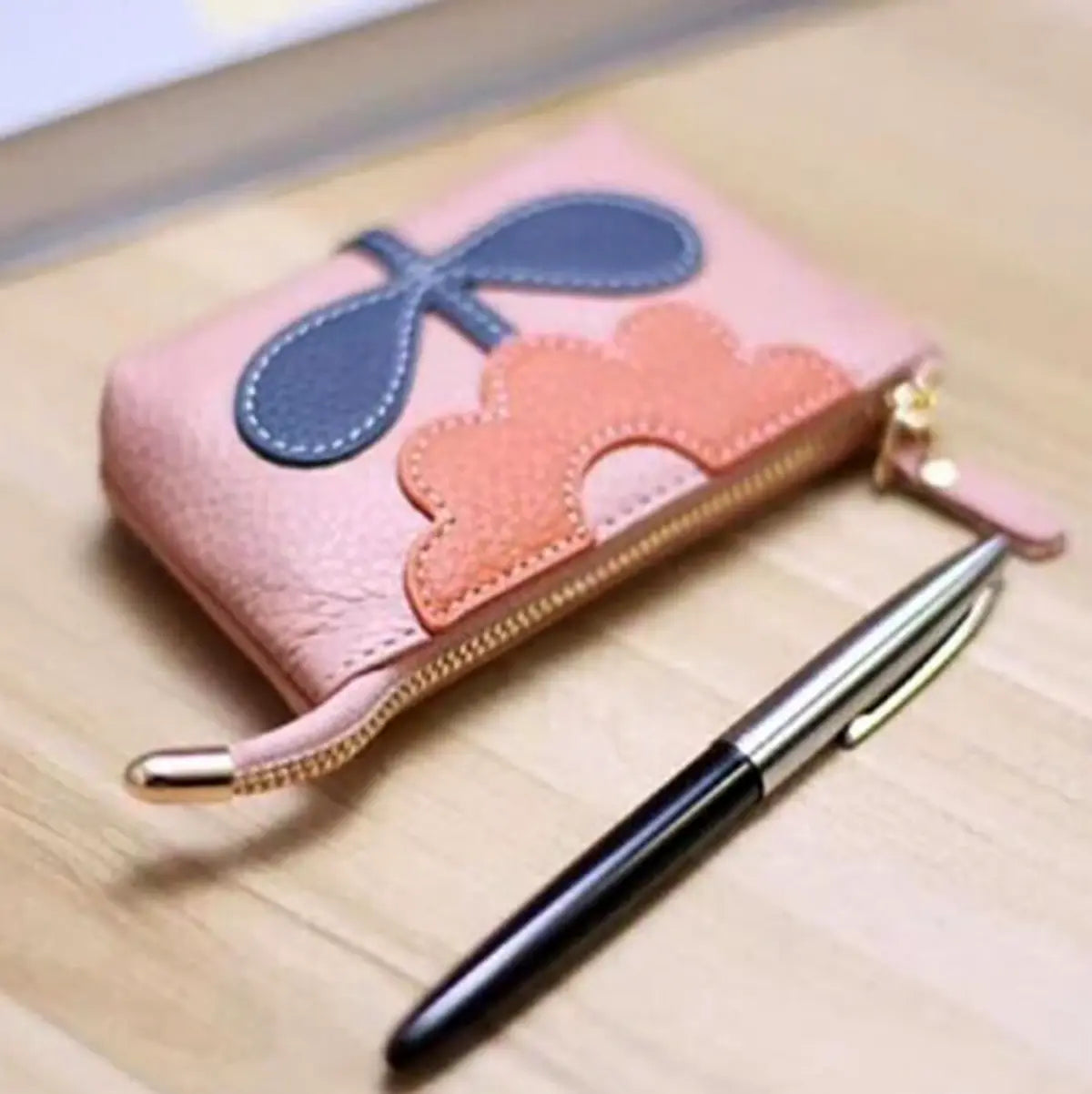 Zippered Flower Coin Purse Cutting Dies.