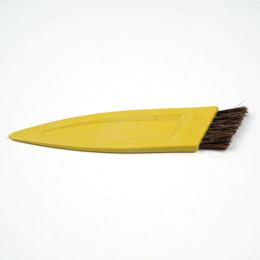 Plastic Shoemakers Glue Brush with 35mm Bevel Horsehair Brush.