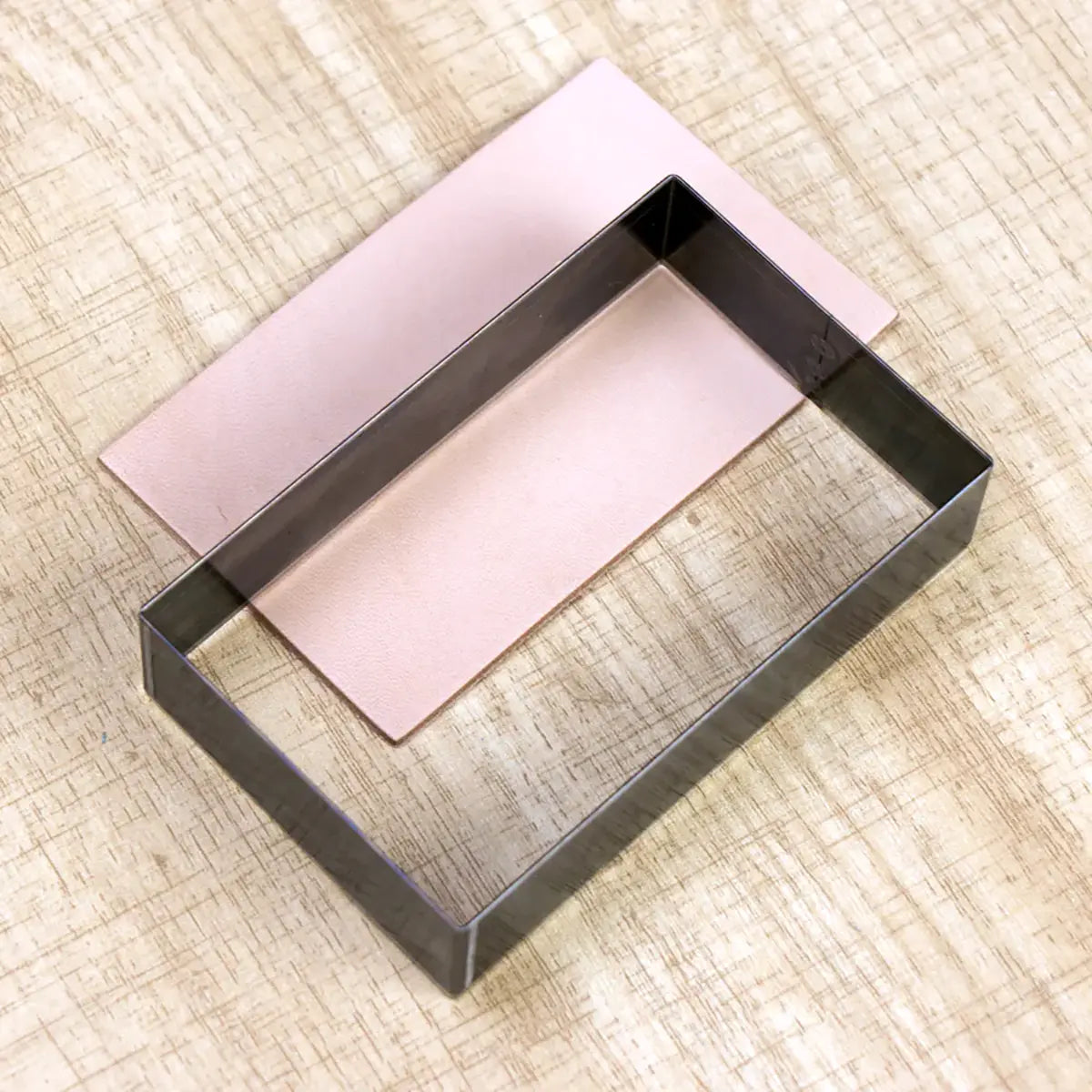 Pop-Up Card RFID Protector Cutting Die.