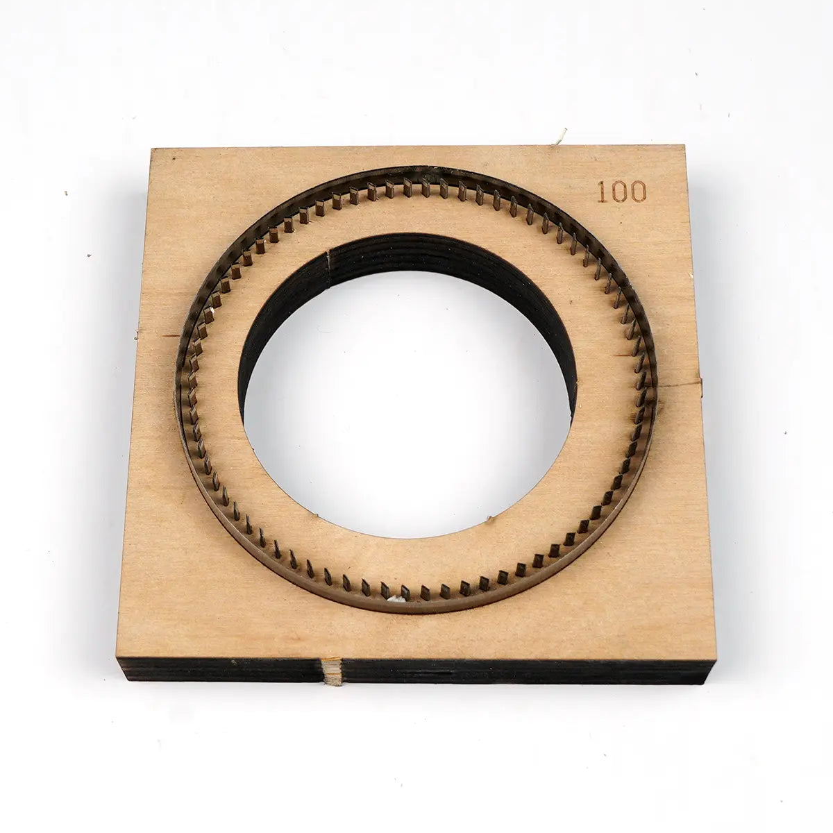 100mm Round Drink Coaster Cutting Die with Stitching Teeth.