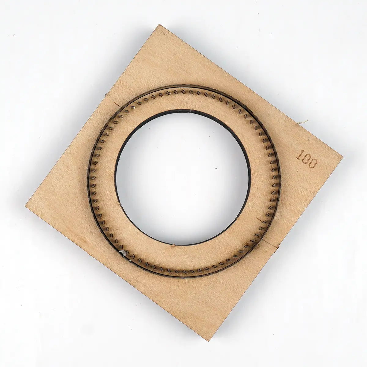 100mm Round Drink Coaster Cutting Die with Stitching Teeth.