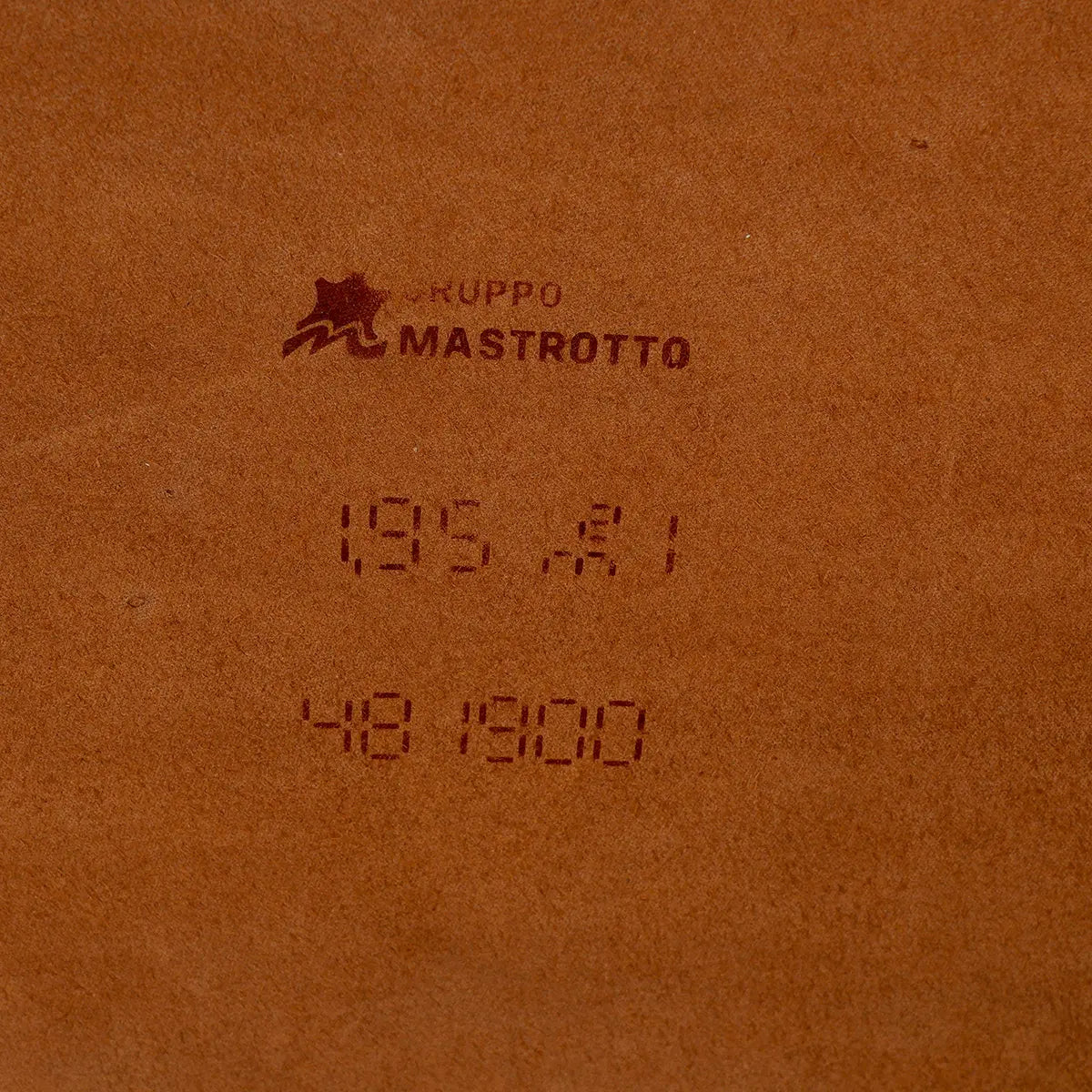 Caramel Siena Italian Bag Leather 4-5 oz.